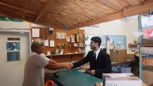 Anlaşma imzası el sıkışması